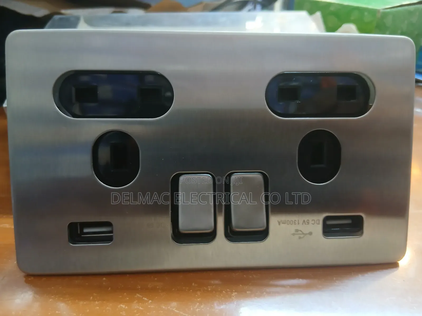 Twin Socket 13a Chrome With Usb
