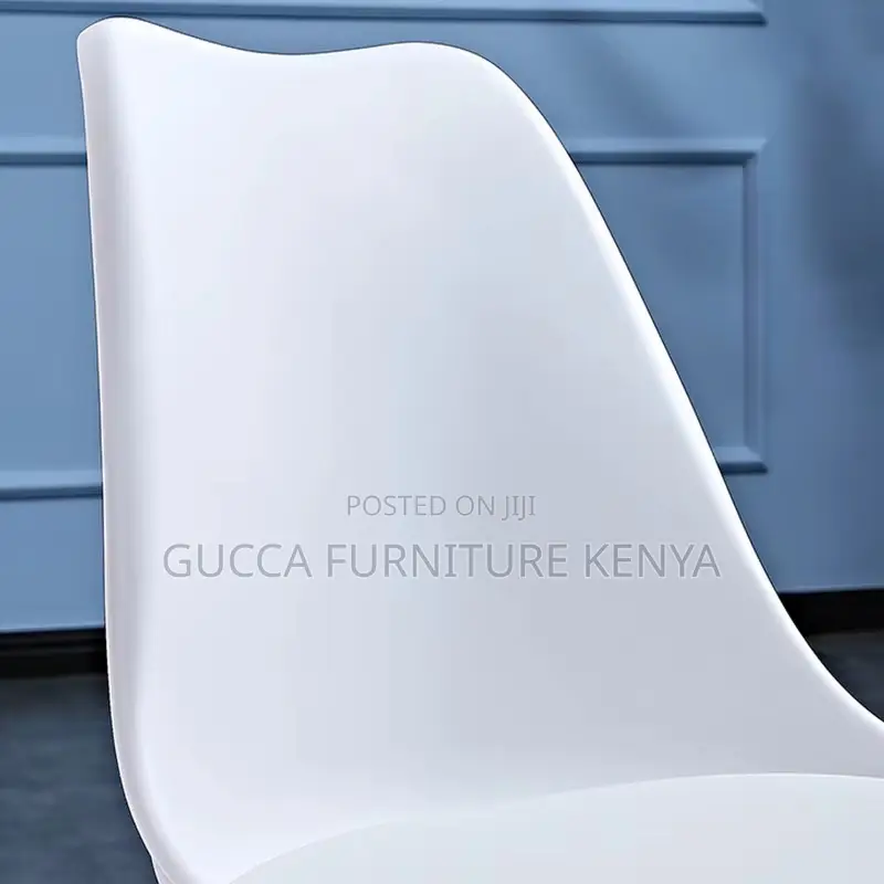 Plastic Dining Chair With Beech Wood Legs