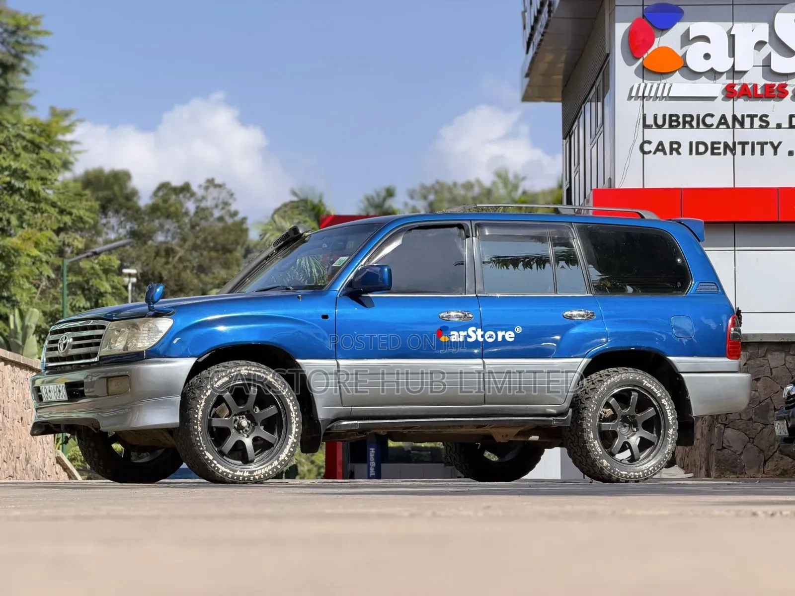 Toyota Land Cruiser 100 VX 4.7 V8 2005 Blue