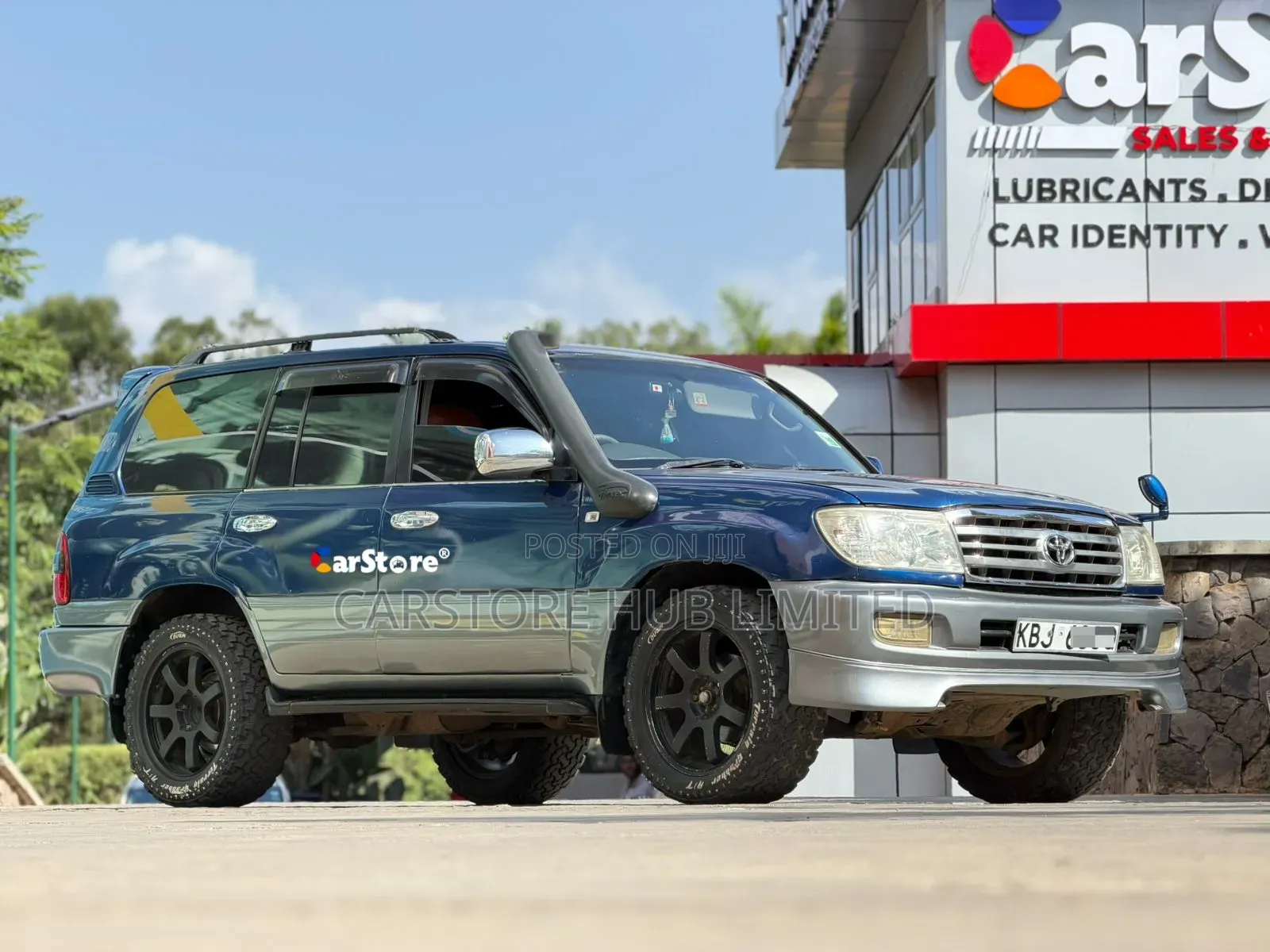 Toyota Land Cruiser 100 VX 4.7 V8 2005 Blue