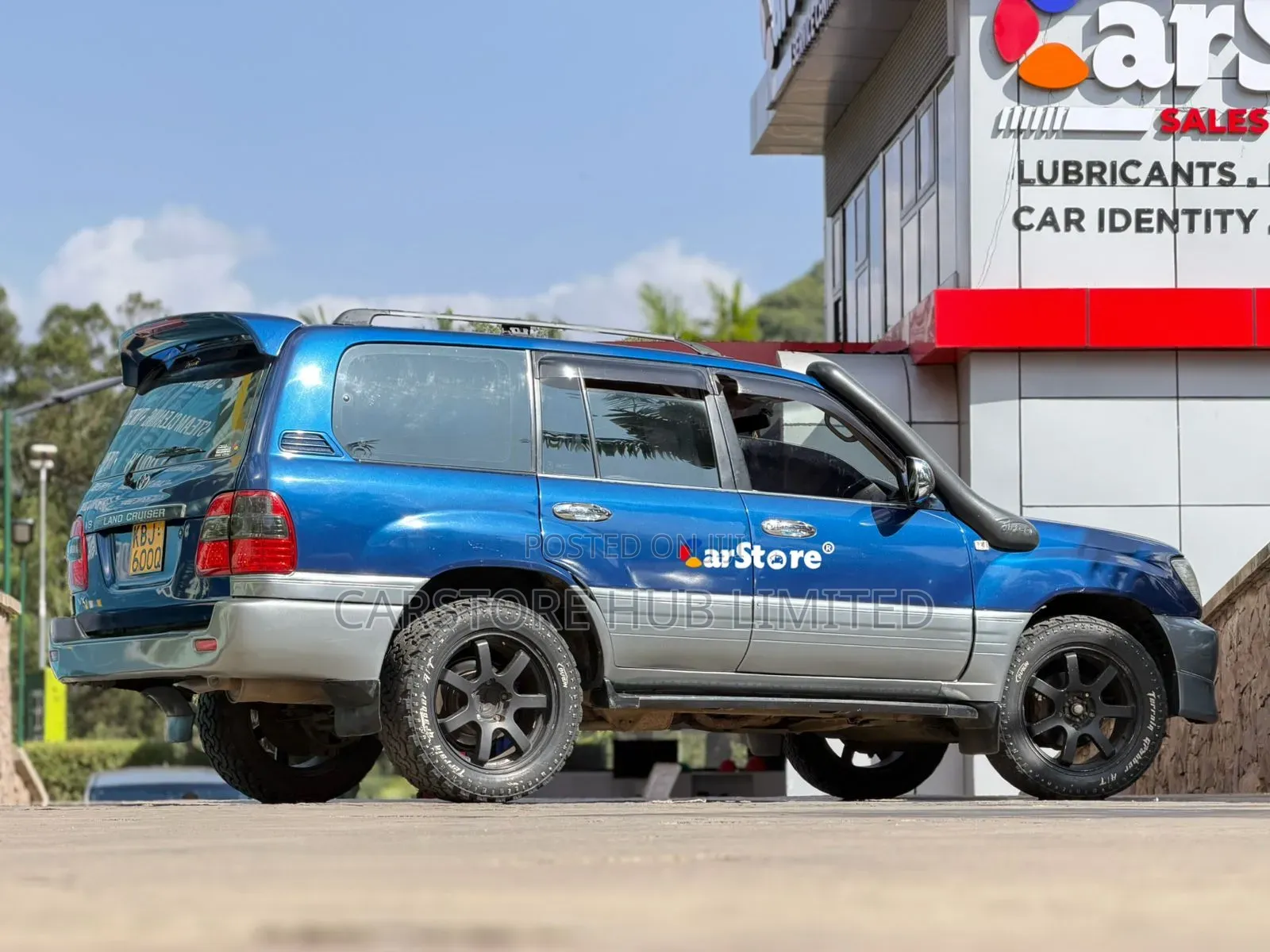 Toyota Land Cruiser 100 VX 4.7 V8 2005 Blue