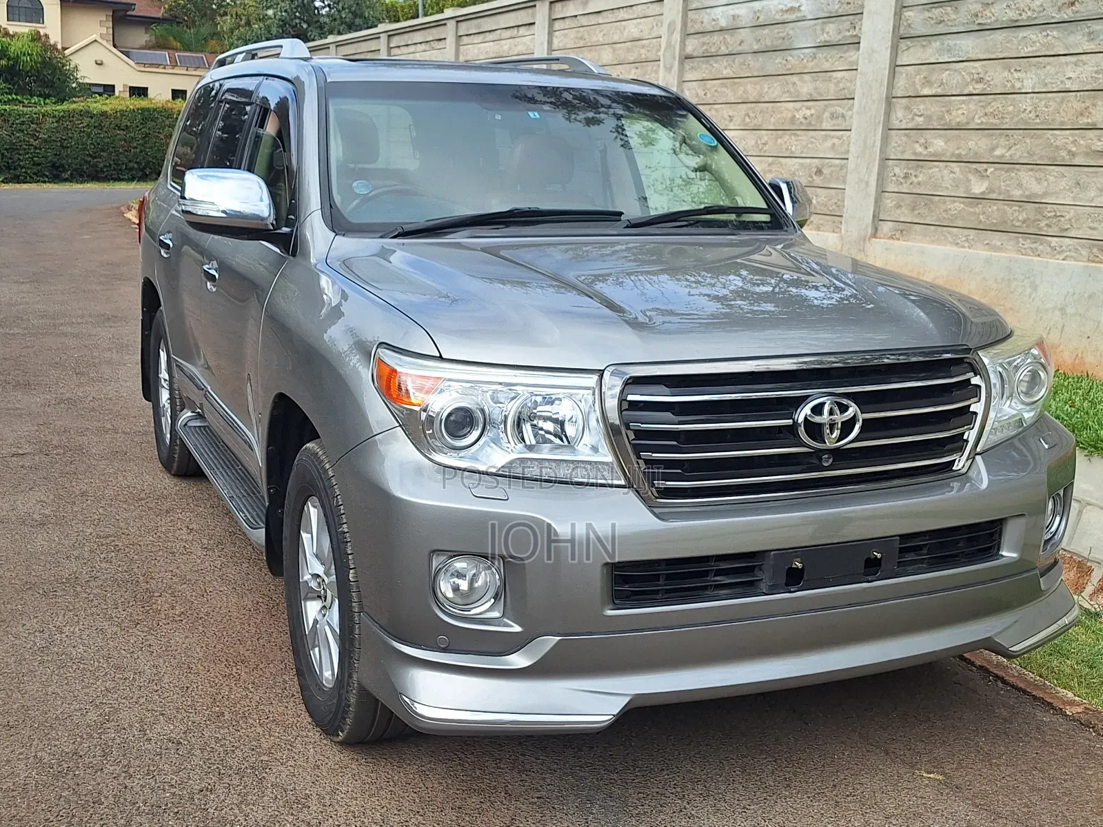 Toyota Land Cruiser 4.6 V8 ZX 2015 Gold