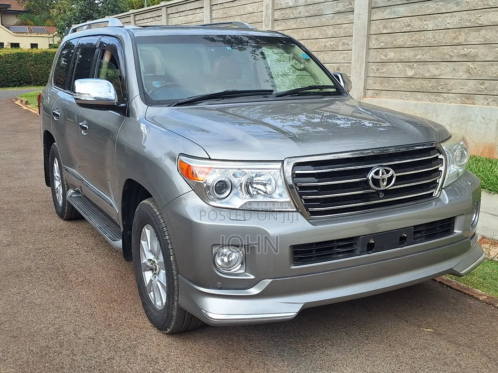 Toyota Land Cruiser 4.6 V8 ZX 2015 Gold