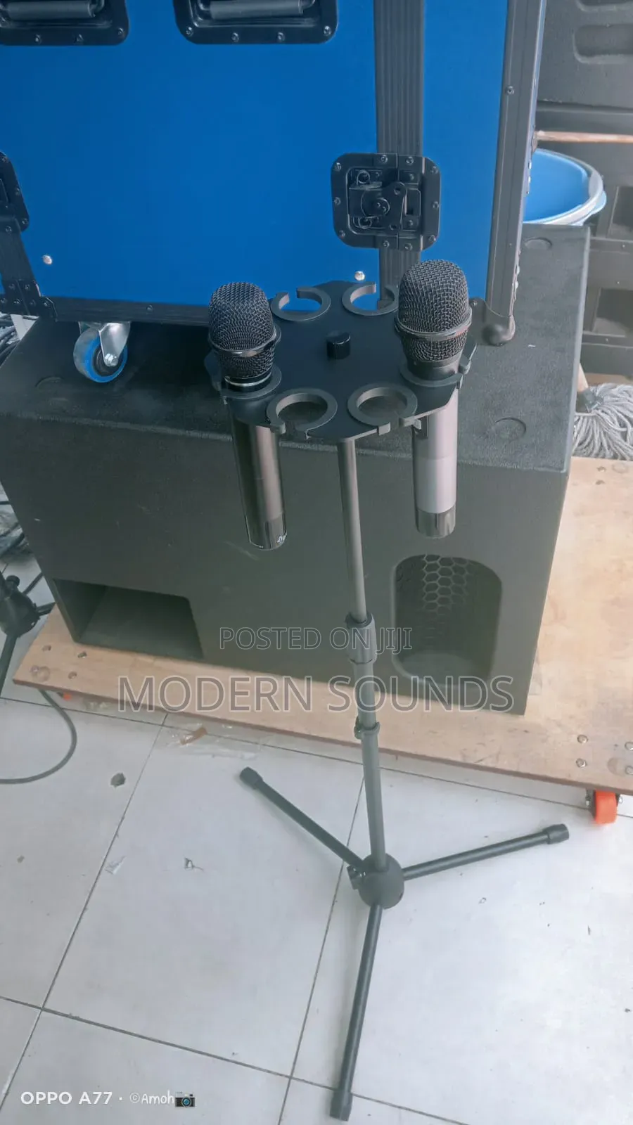 Multi-Microphone Holder Stand,