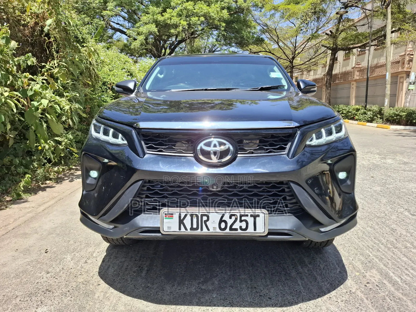 Toyota Fortuner 2.4 D AWD 2018 Black