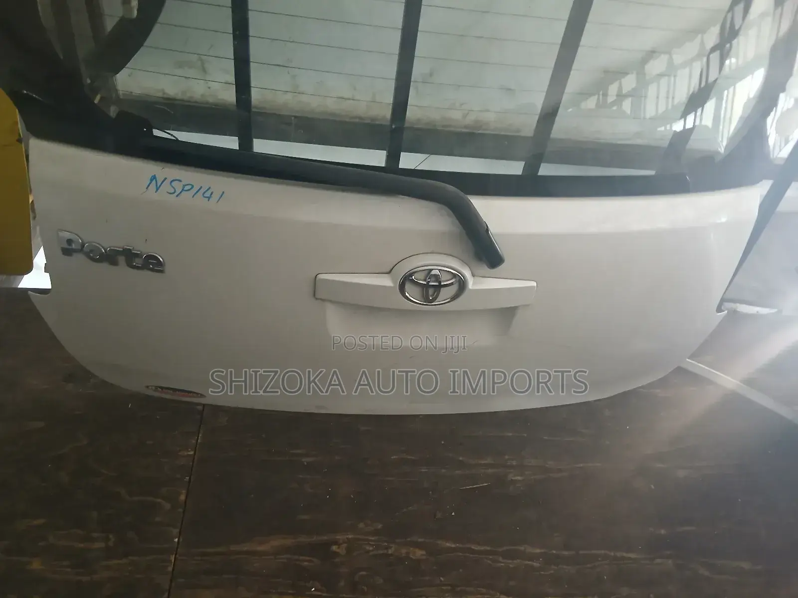 Toyota Porte Tailgate / Boot Door 2012–2020 Original Ex-Japan