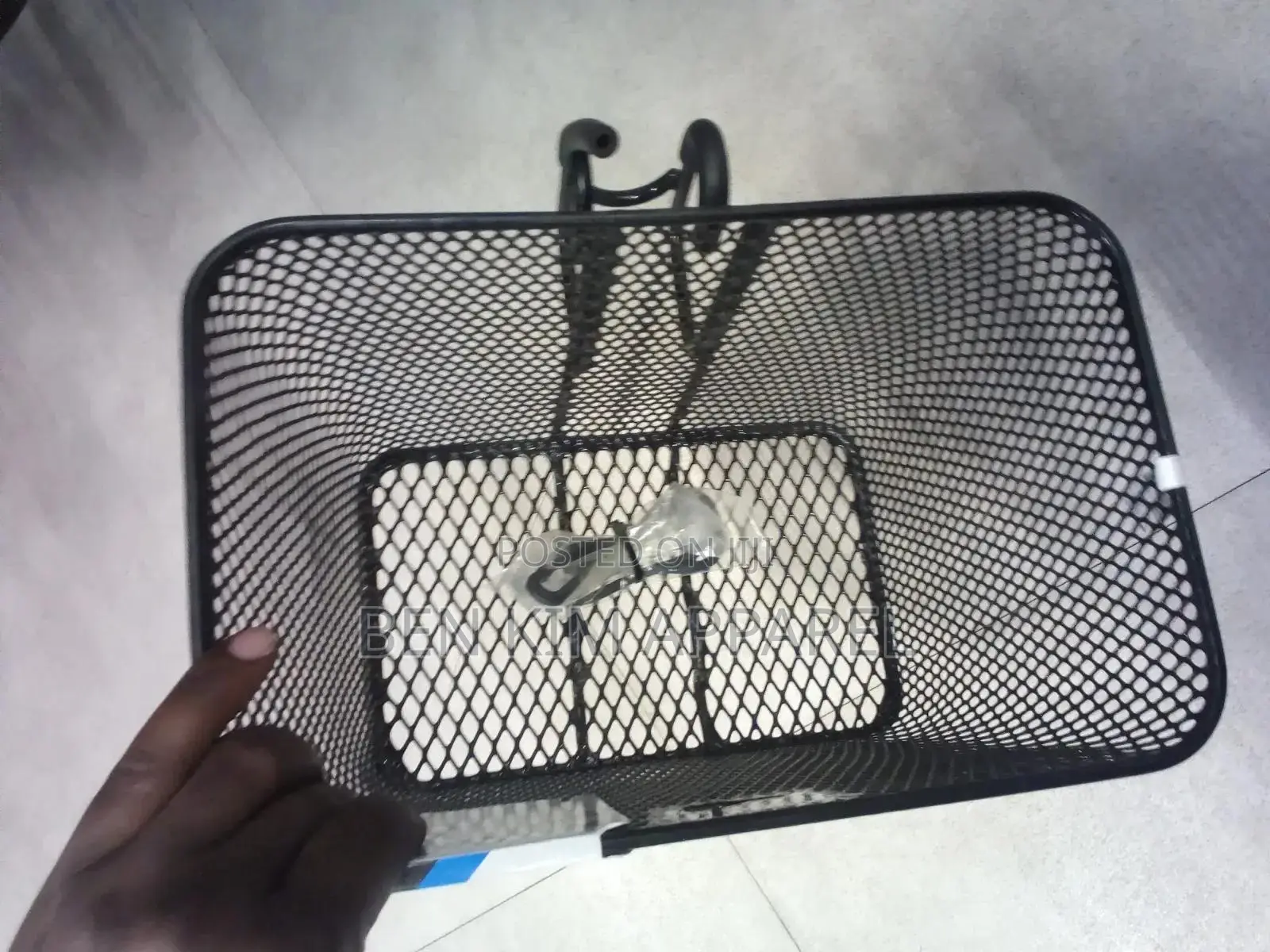 8 Liters Front Bicycle Pannier, Basket Steel and Polyester.