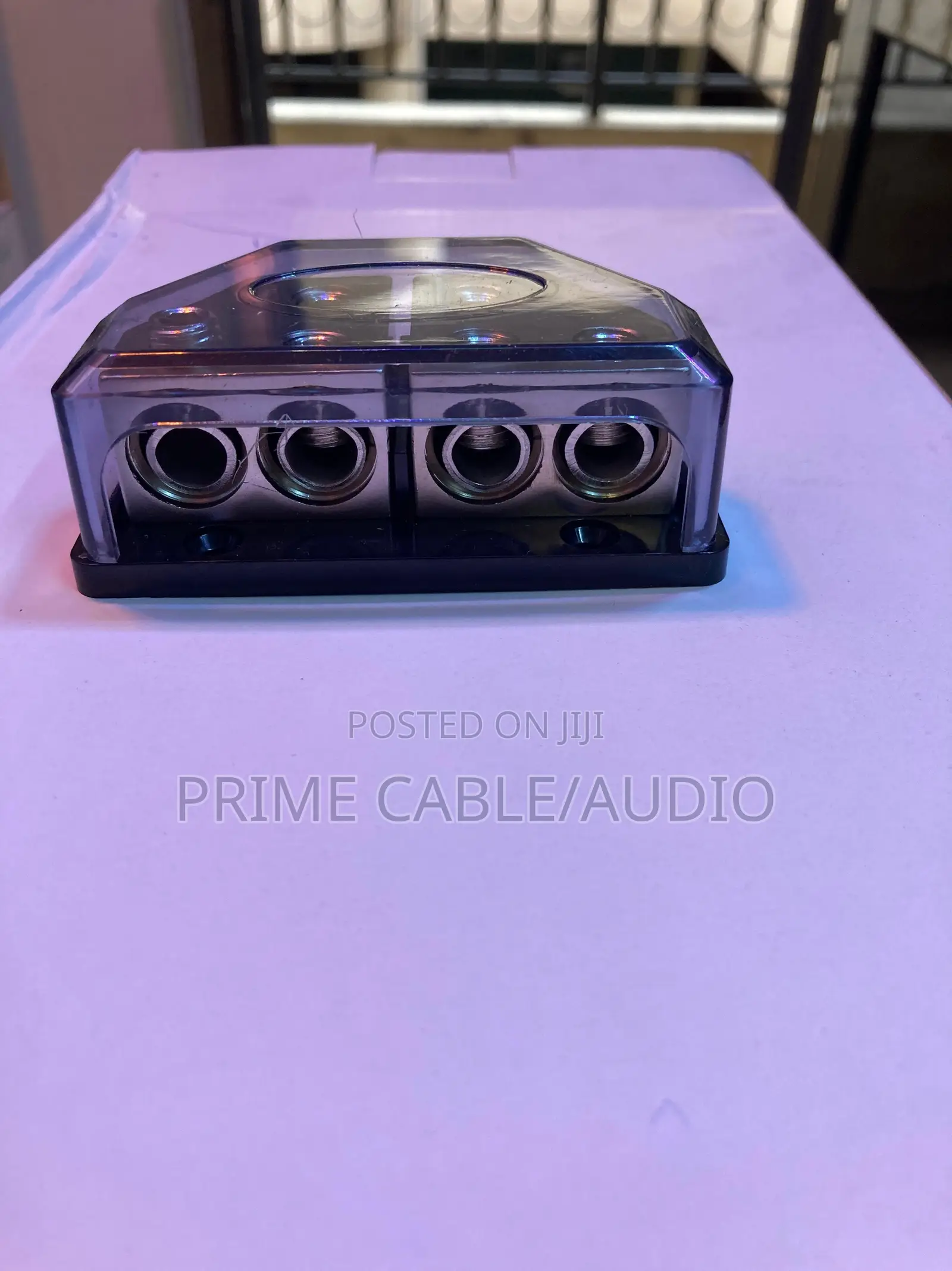 2 in 4 Out 4 Gauge Distribution Block