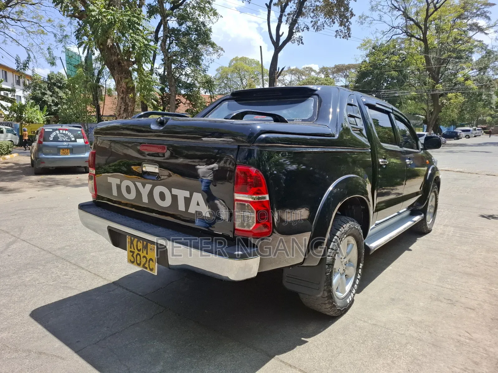 Toyota Hilux 2010 Matt Black