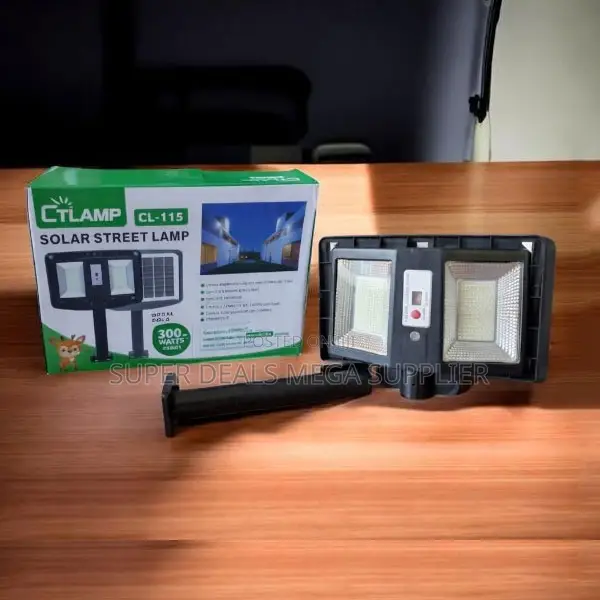 Large Capacity Lithium Battery Ctlamp 300 Watts Solar Street Light