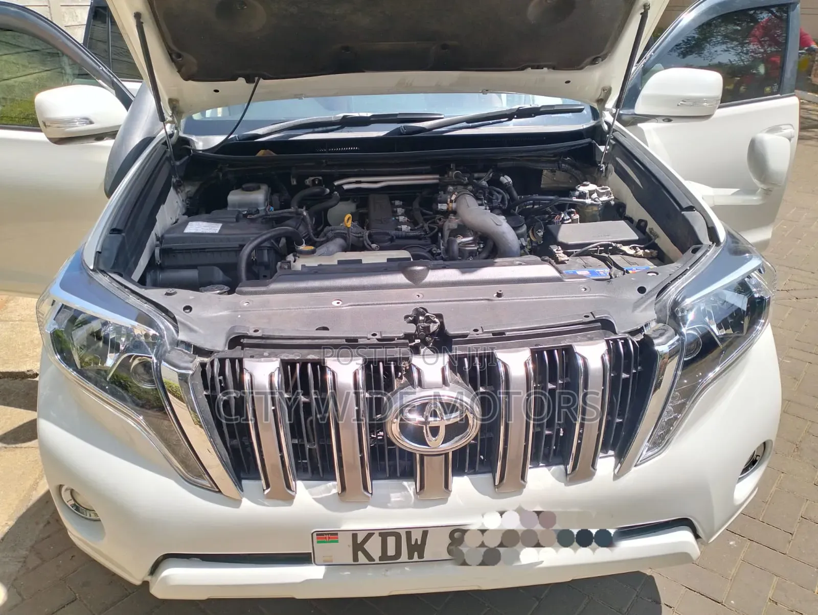Toyota Land Cruiser Prado 3.0 TD 2012 White
