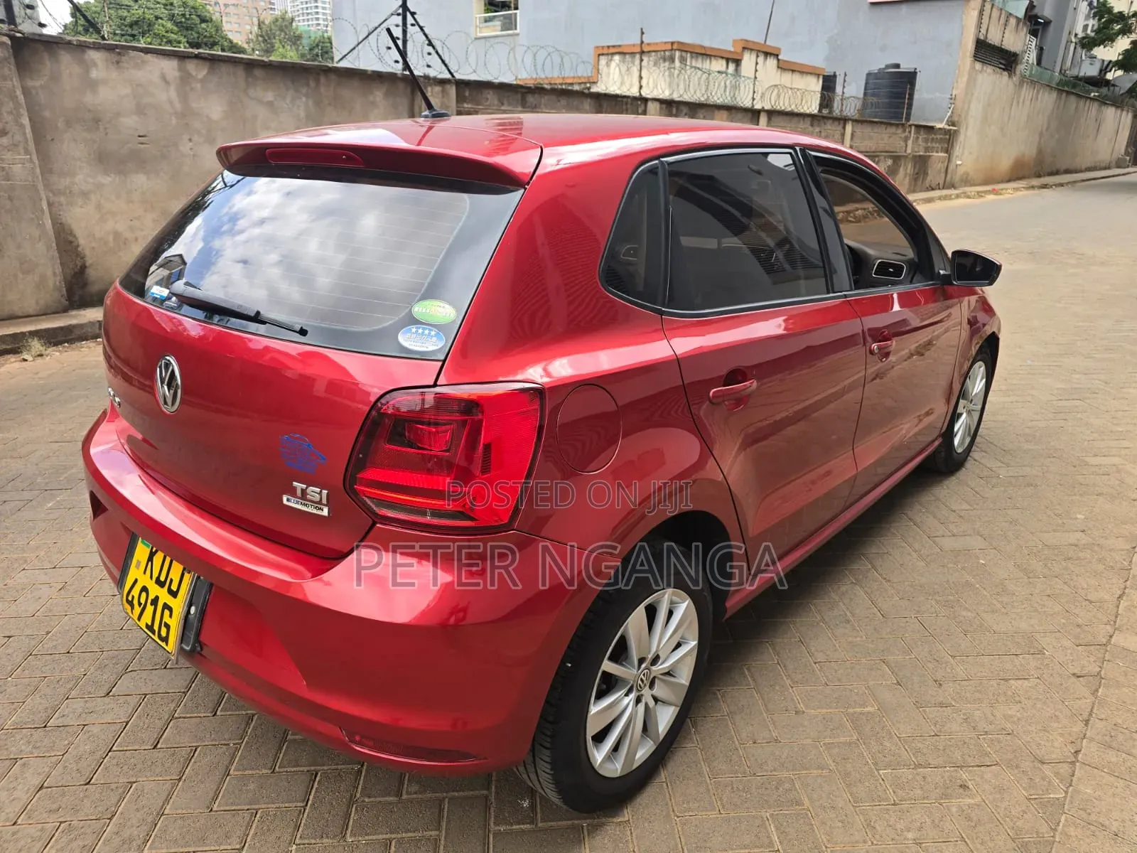 Volkswagen Polo 2015 Red