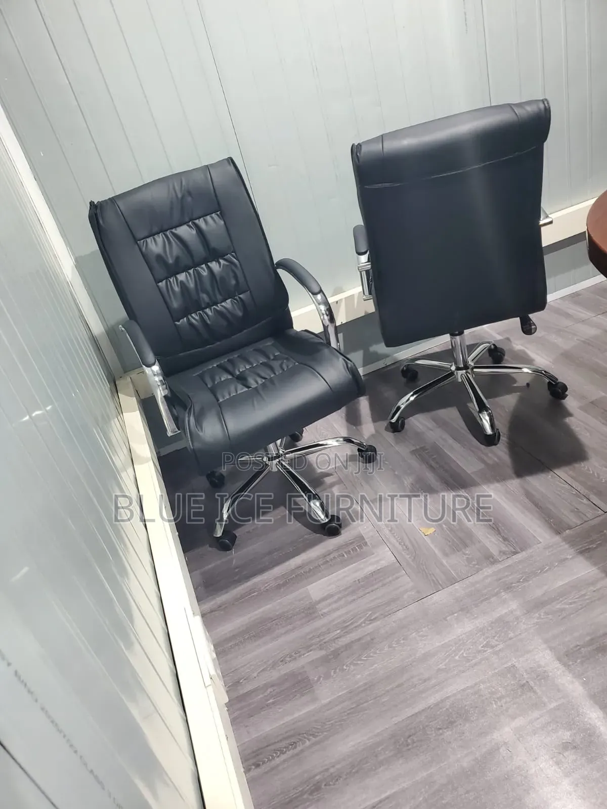 Swivel Leather Office Chair