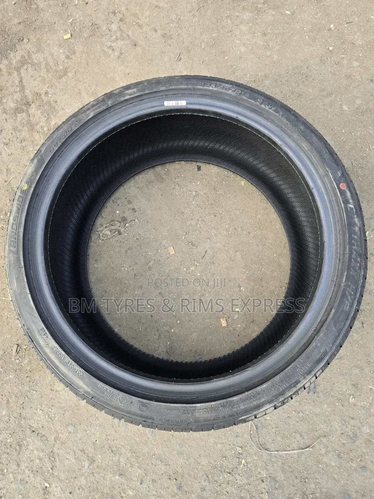 225 /40 R18 Landspider Tyres (Thailand).