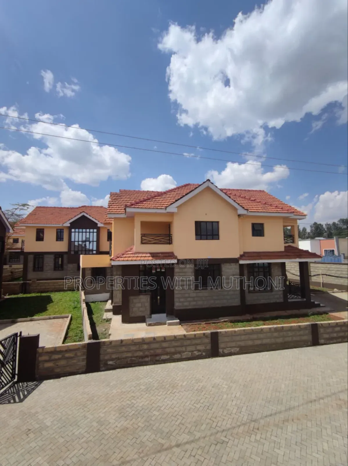 4bdrm Maisonette in Rimpa for sale