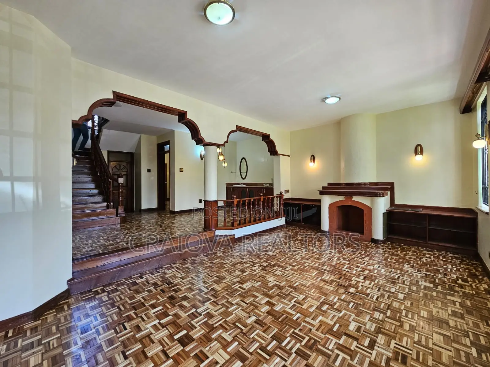5bdrm Townhouse/Terrace in Lavington for sale
