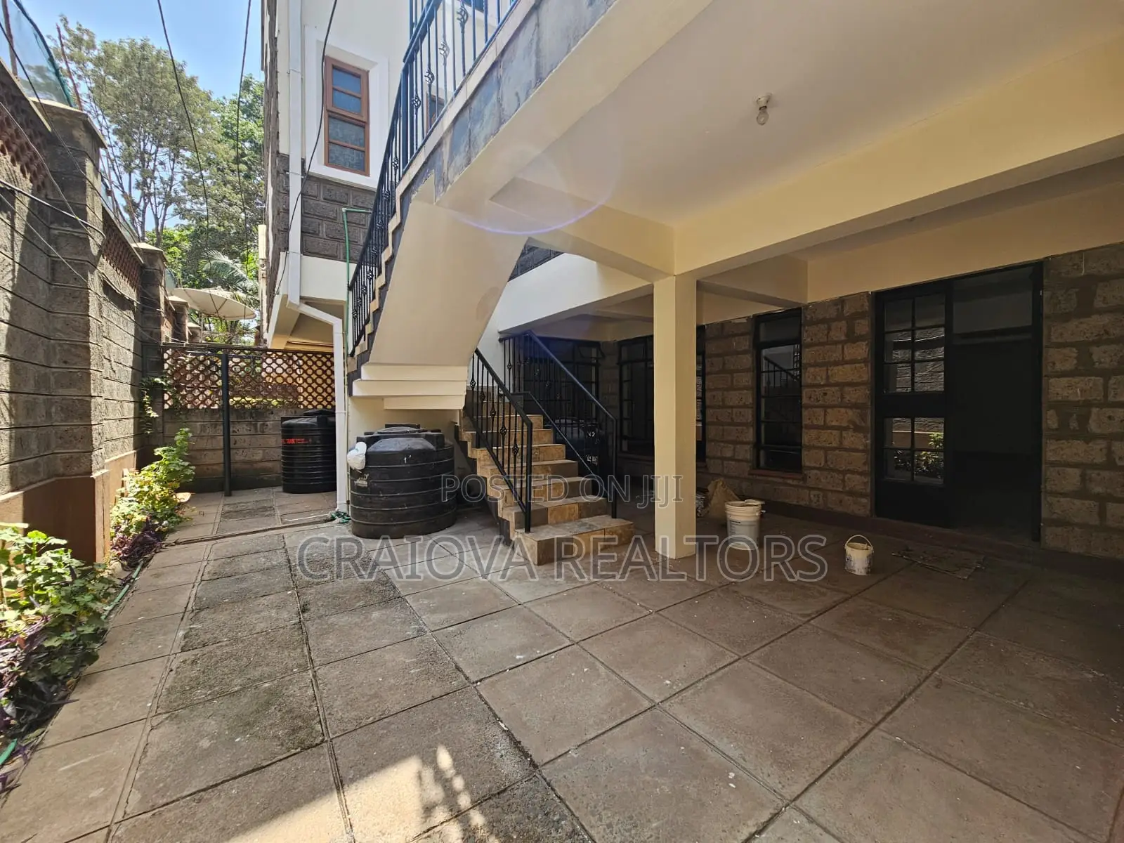 5bdrm Townhouse/Terrace in Lavington for sale