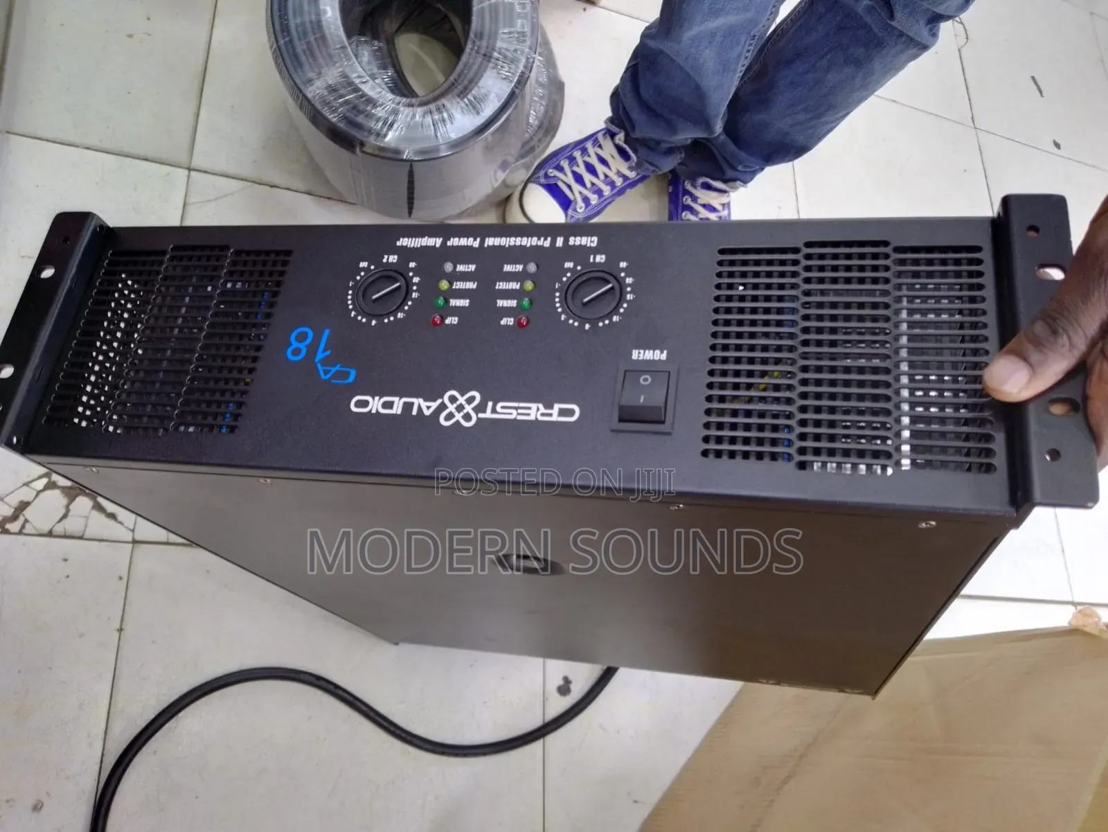 Crest Audio Ca18 Professional Power Amplifier.