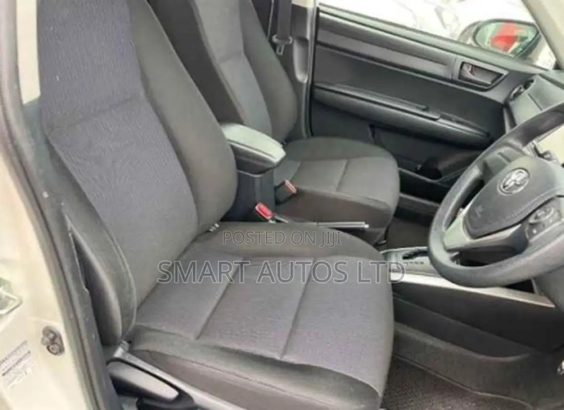 Toyota Corolla Fielder 2018 Off white