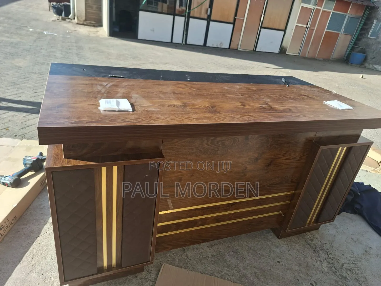 Desk:Premium Wooden Executive Desk With Cabinet