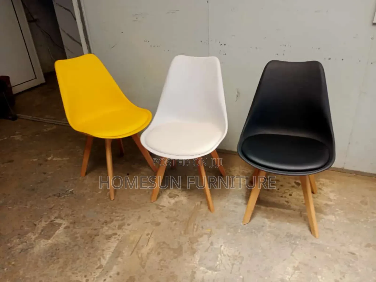 Eames Padded Chair
