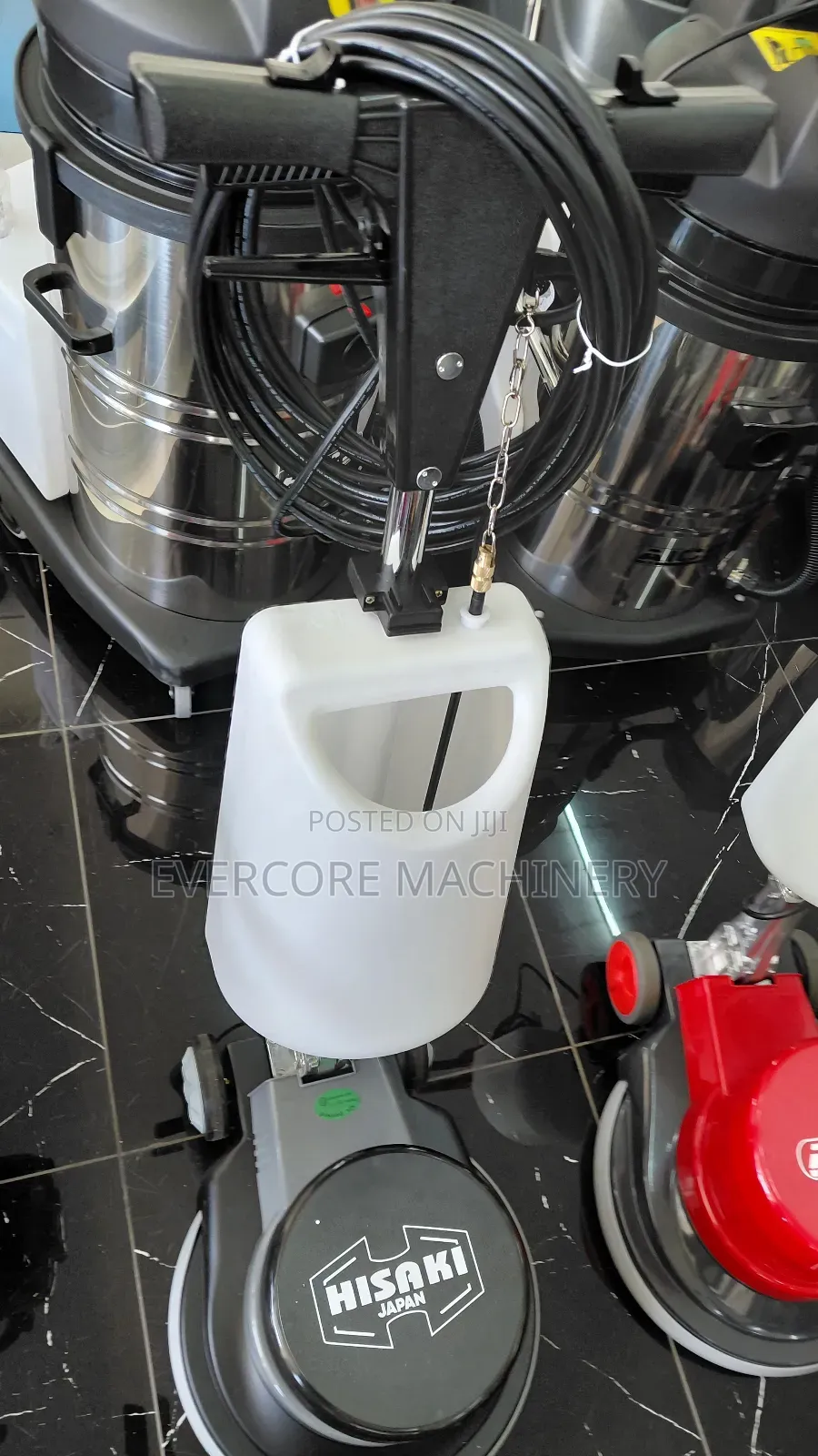 Hisaki Japan Carpet/Floor Scrubbingmachine.