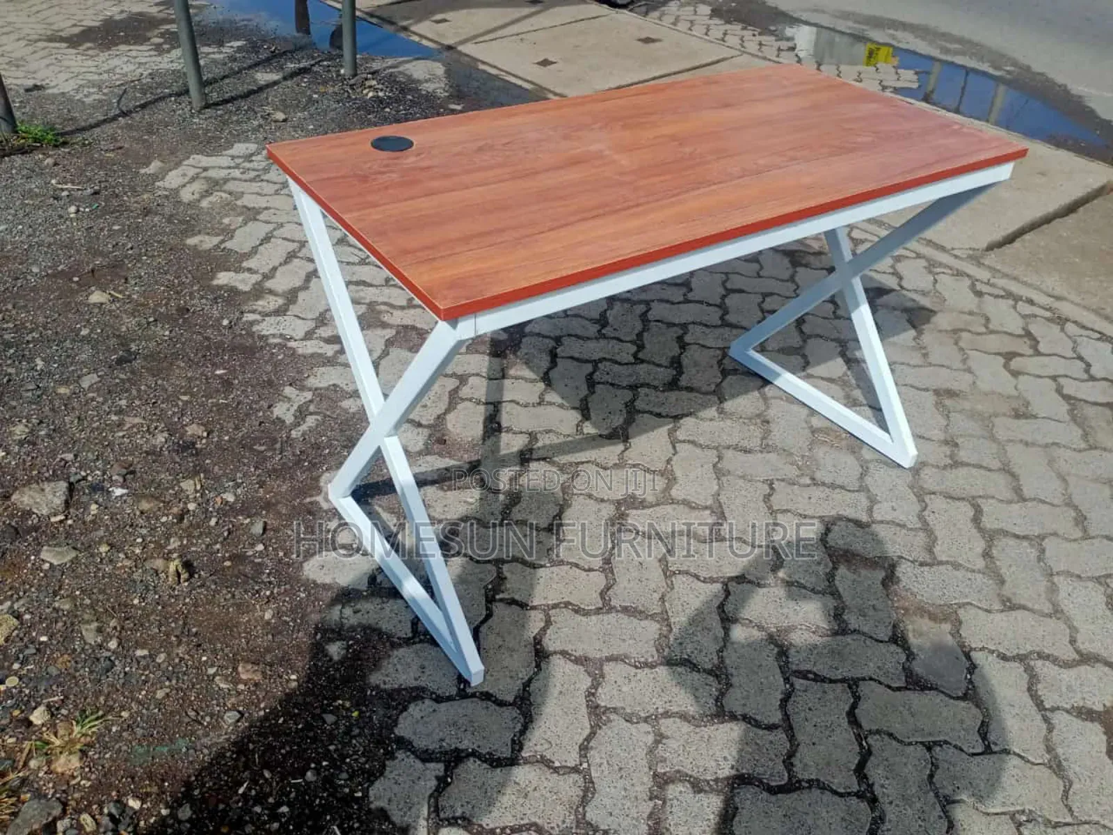 Single Frame Office Desk