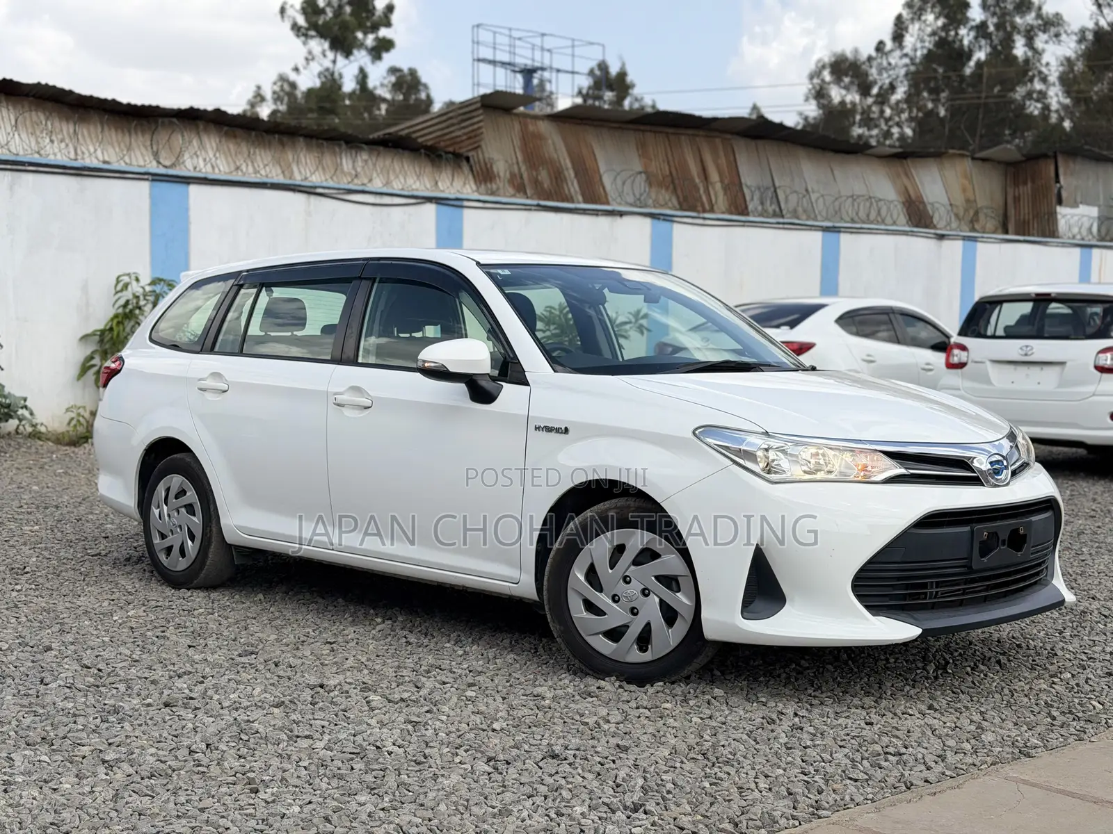 Toyota Corolla Fielder 1.5 Hybrid FWD 2020 White