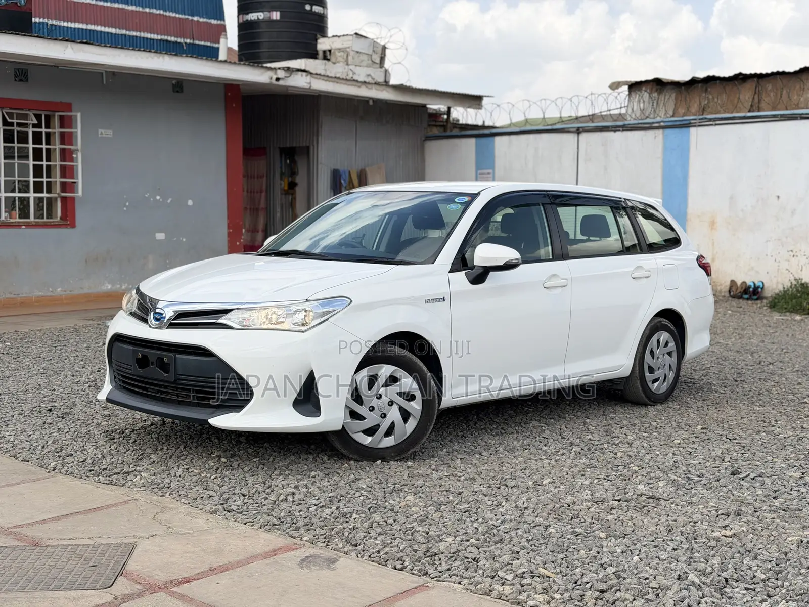 Toyota Corolla Fielder 1.5 Hybrid FWD 2020 White