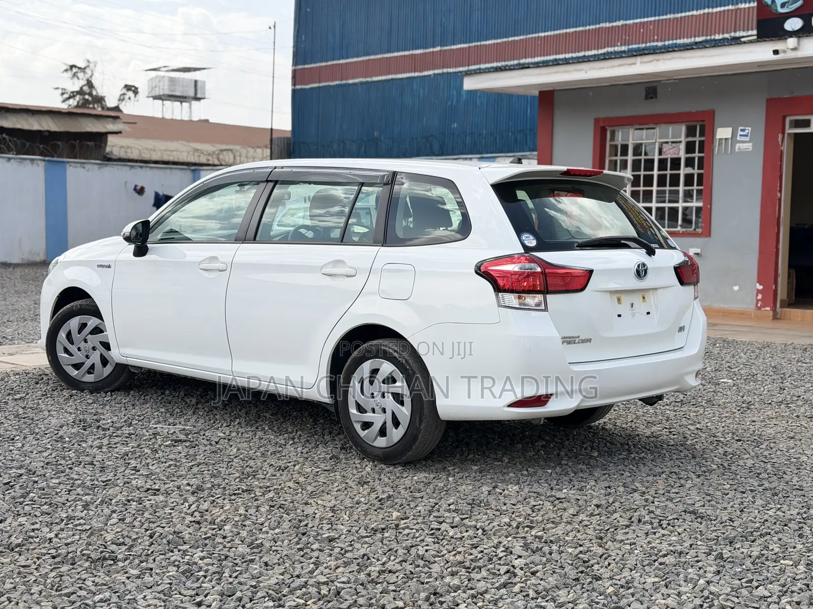 Toyota Corolla Fielder 1.5 Hybrid FWD 2020 White
