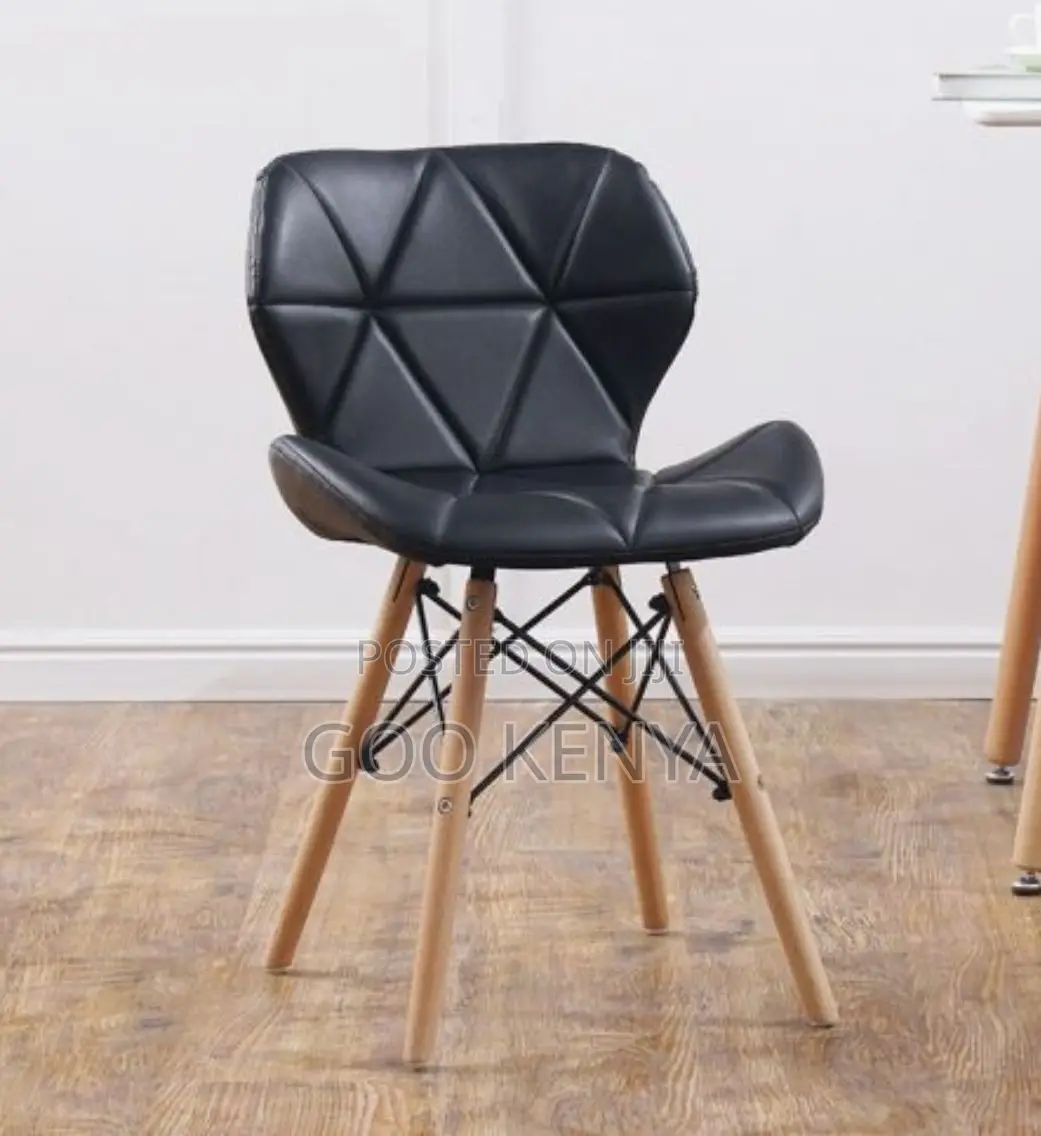 Home Chair; Dining Room Leather Eames Chair With Wood Legs