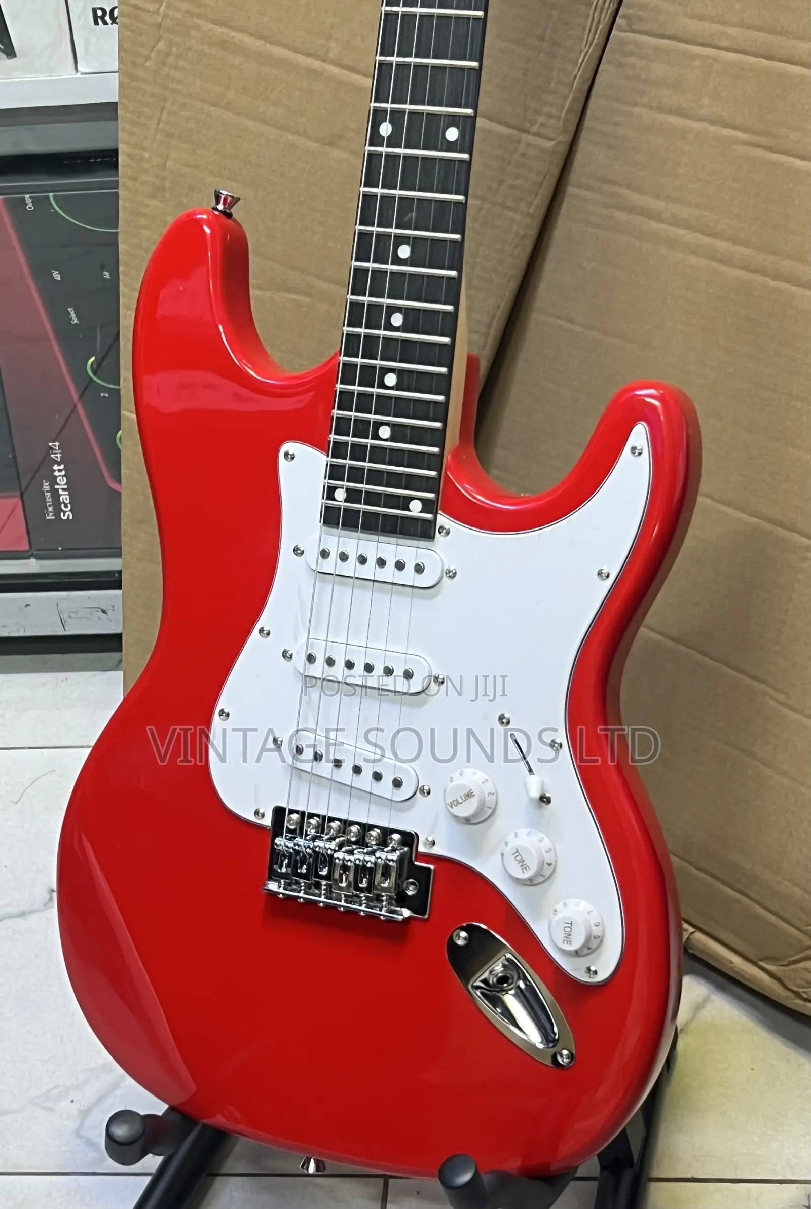 Fender Stratocaster 24 Frets Electric Guitar ( Red )