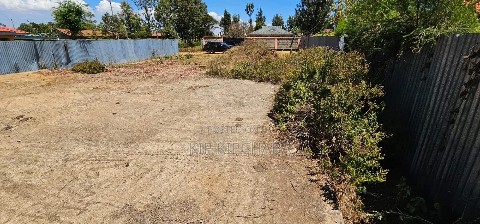 1⁄4 Plot With Foundation for Sake Kimumu Eldoret