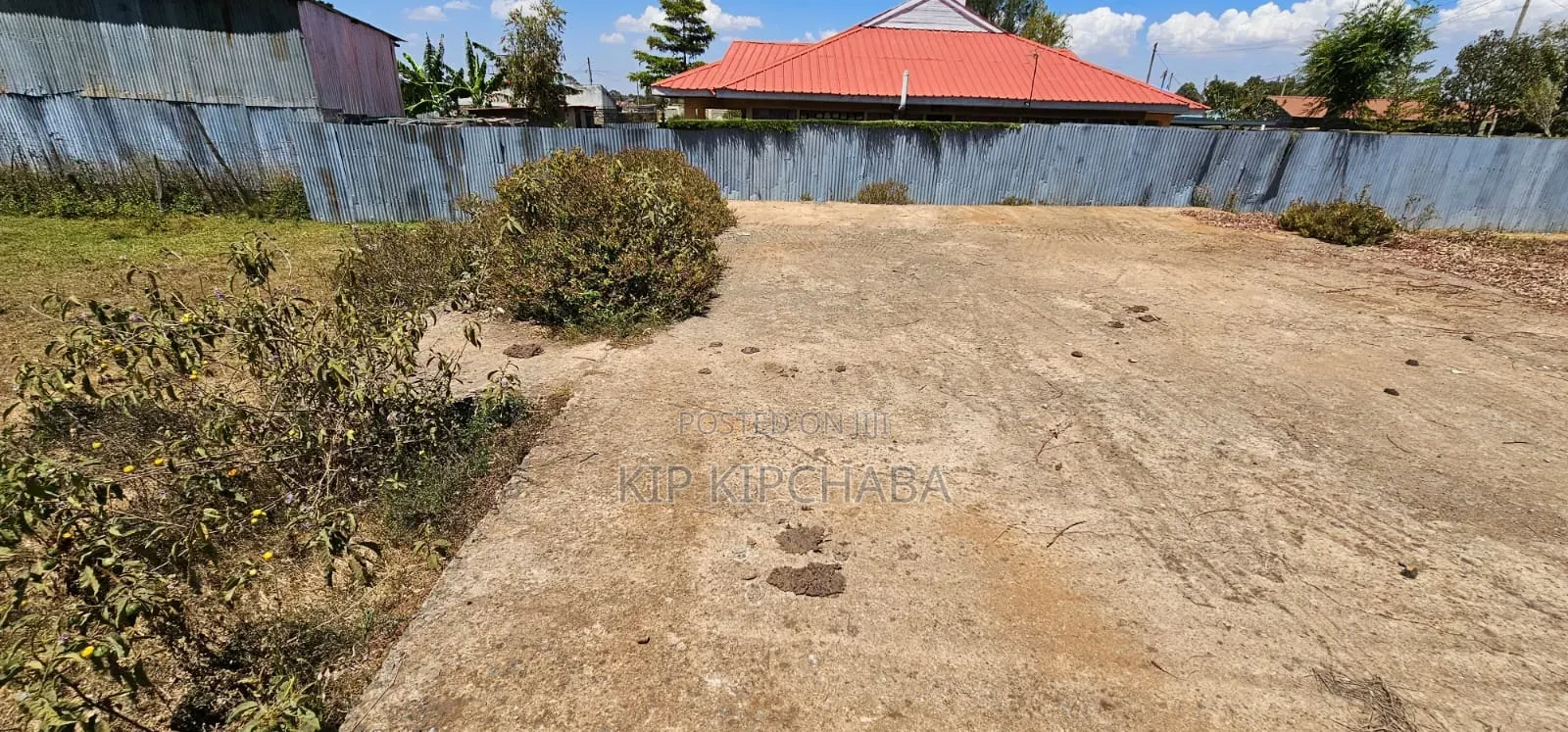 1⁄4 Plot With Foundation for Sake Kimumu Eldoret