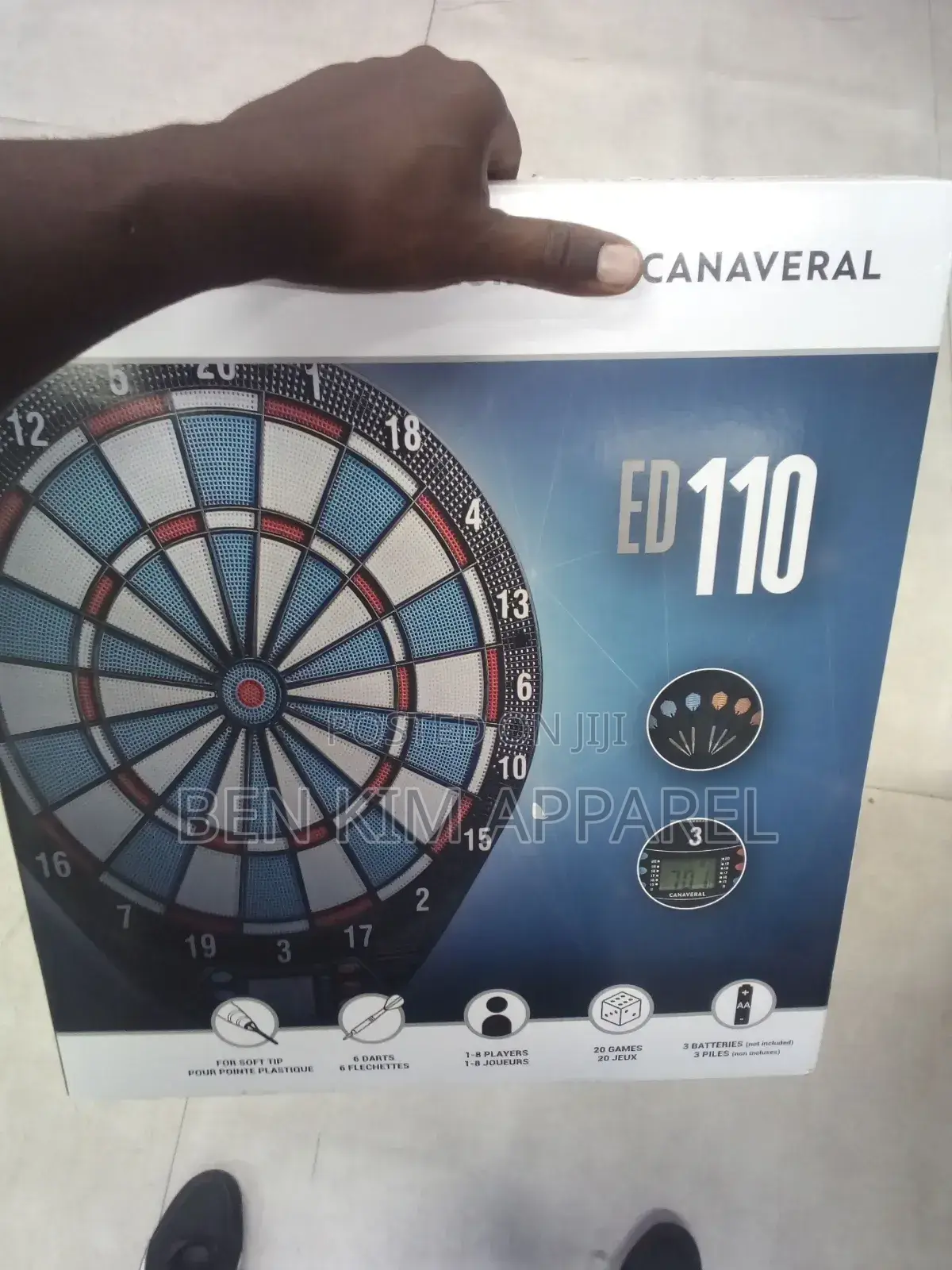 Begginers and Kids Electronic Digital Darts Kit 6 Darts and Board