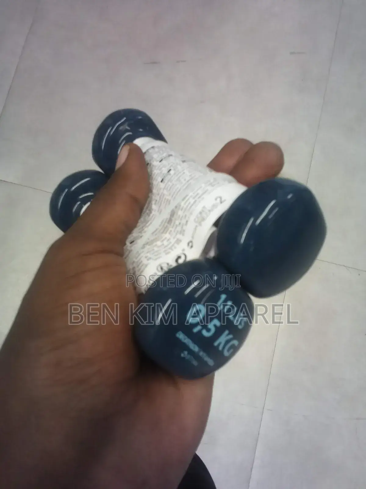 0.5 Kg Gloss Rubber Green Dumbbell Set.