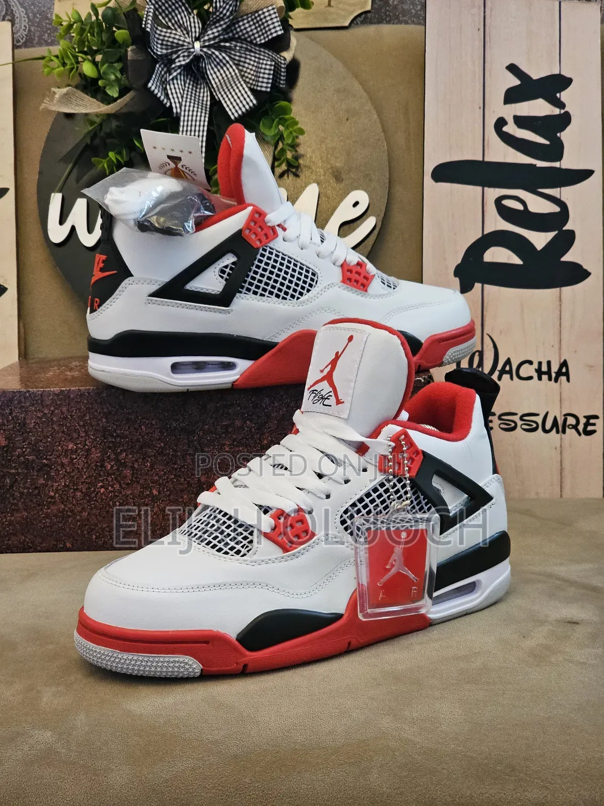 Air Jordan 4 "Fire Red"
36______45