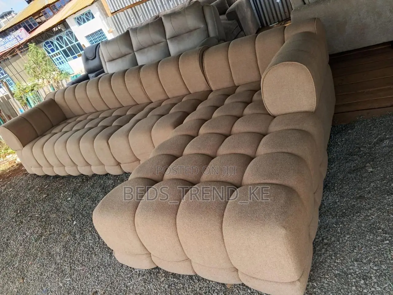 Detailed Classy 6 Seater Bubble L Sofa