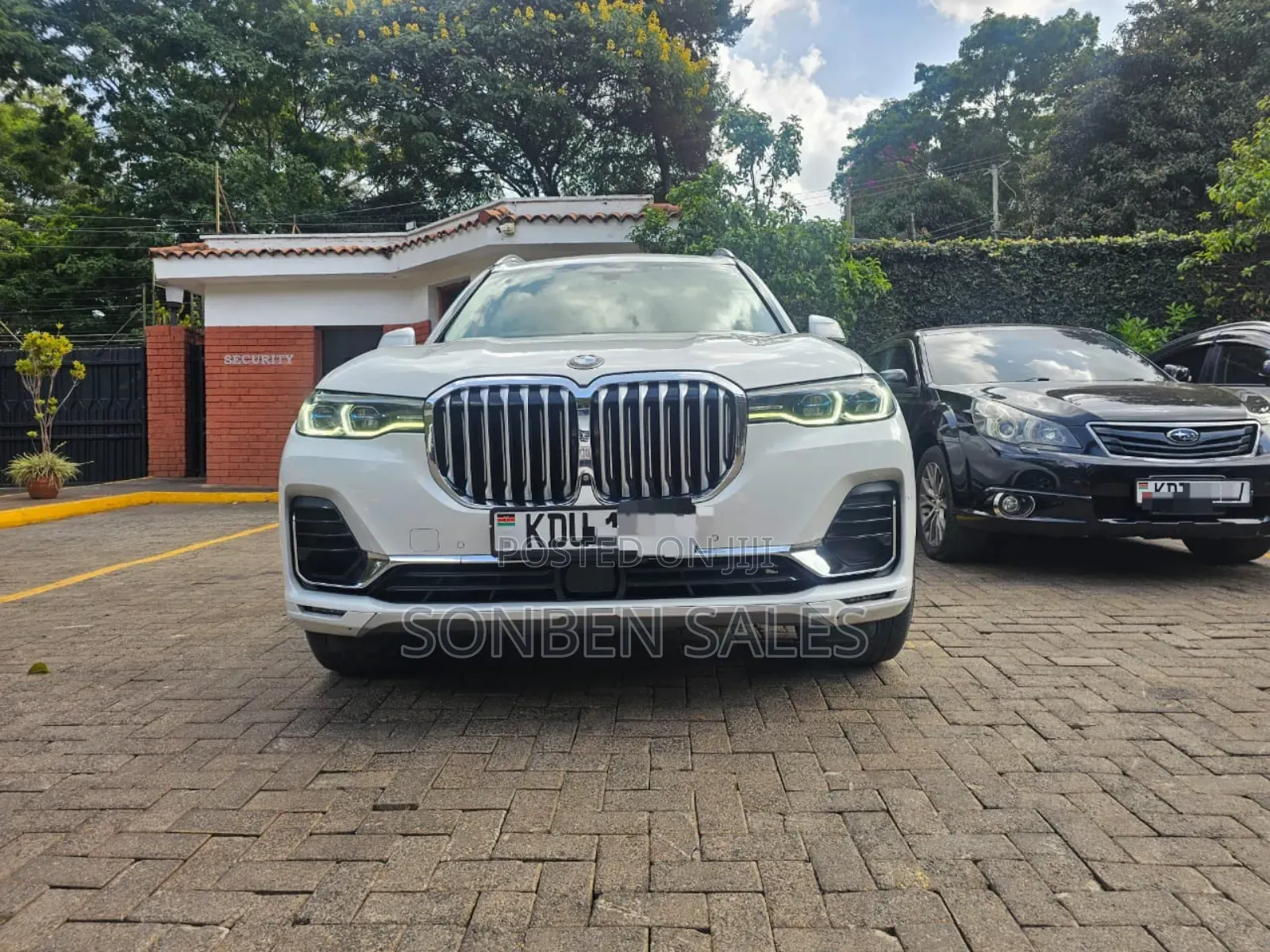 BMW 7 Series 2019 White