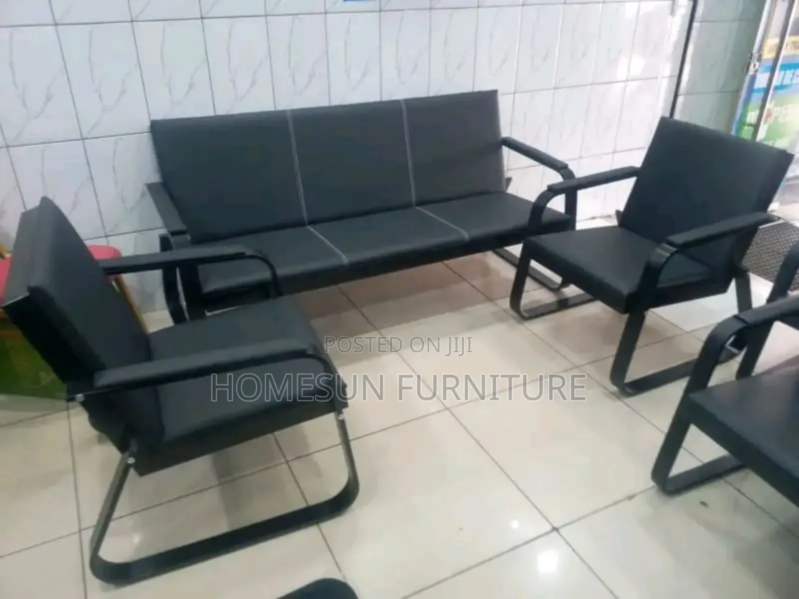 5 Seater Office Sofa