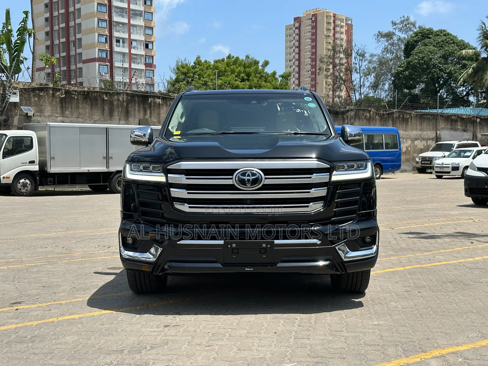 Toyota Land Cruiser LC300 2023 Black