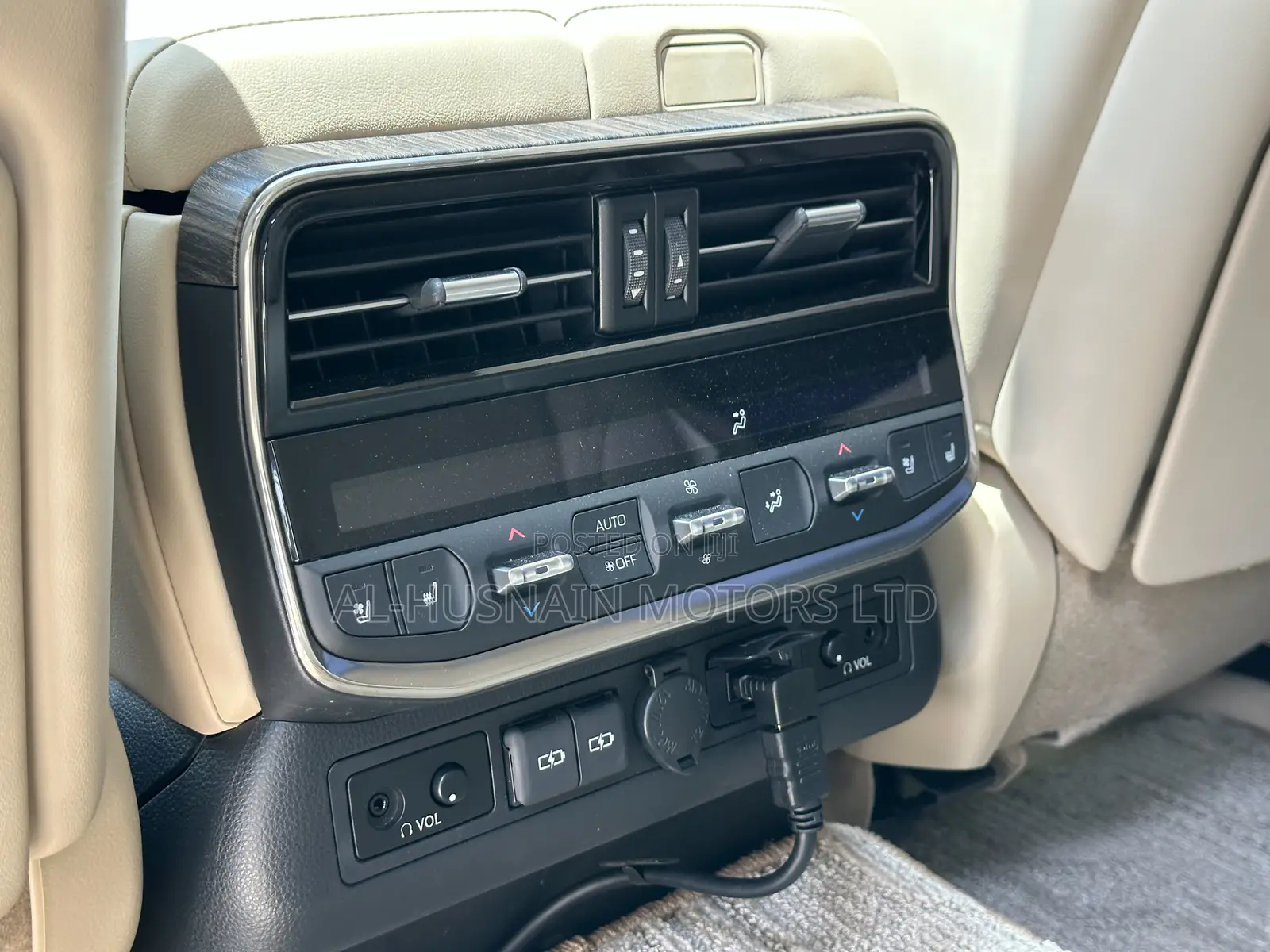 Toyota Land Cruiser LC300 2023 Black