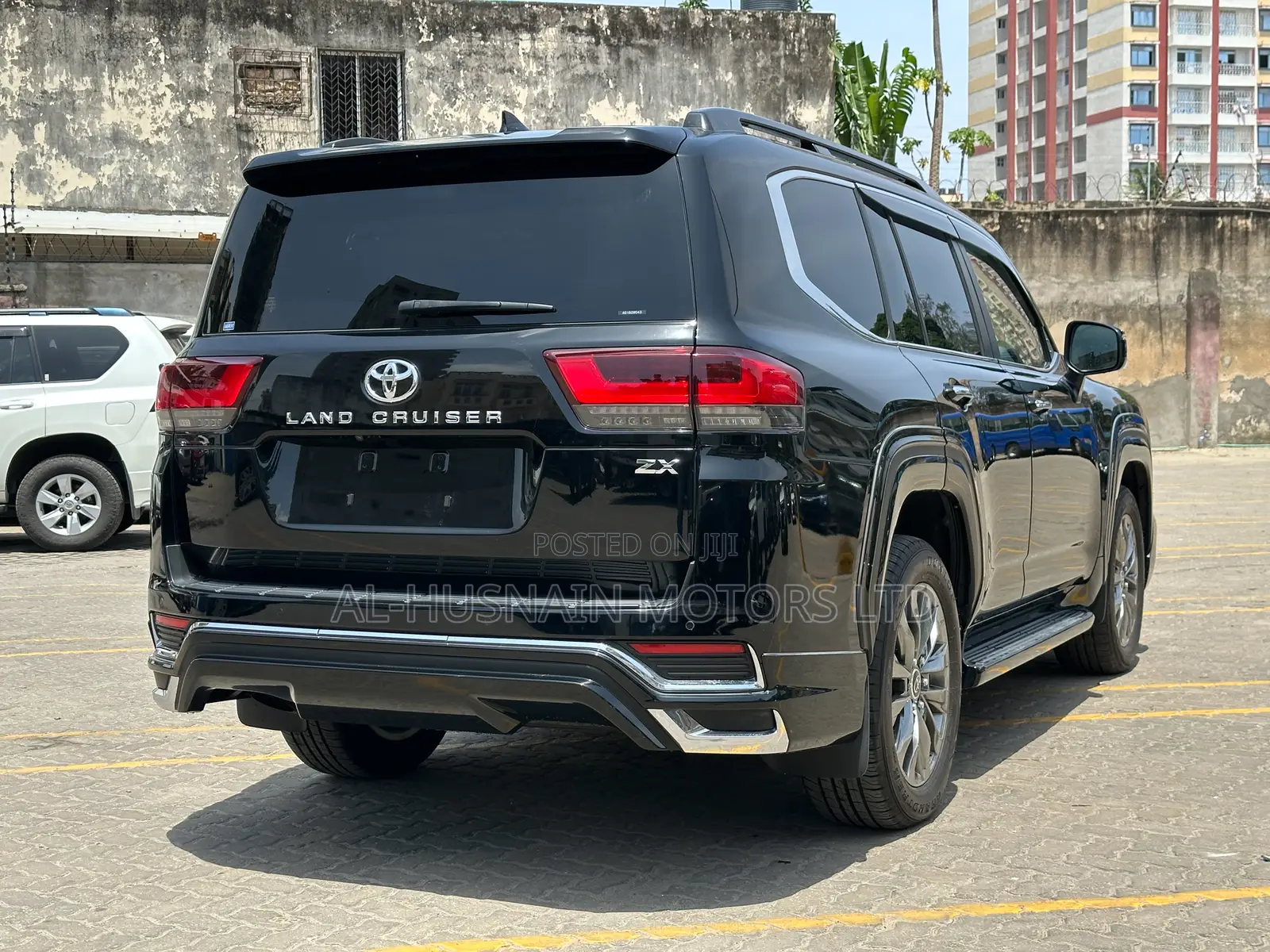 Toyota Land Cruiser LC300 2023 Black