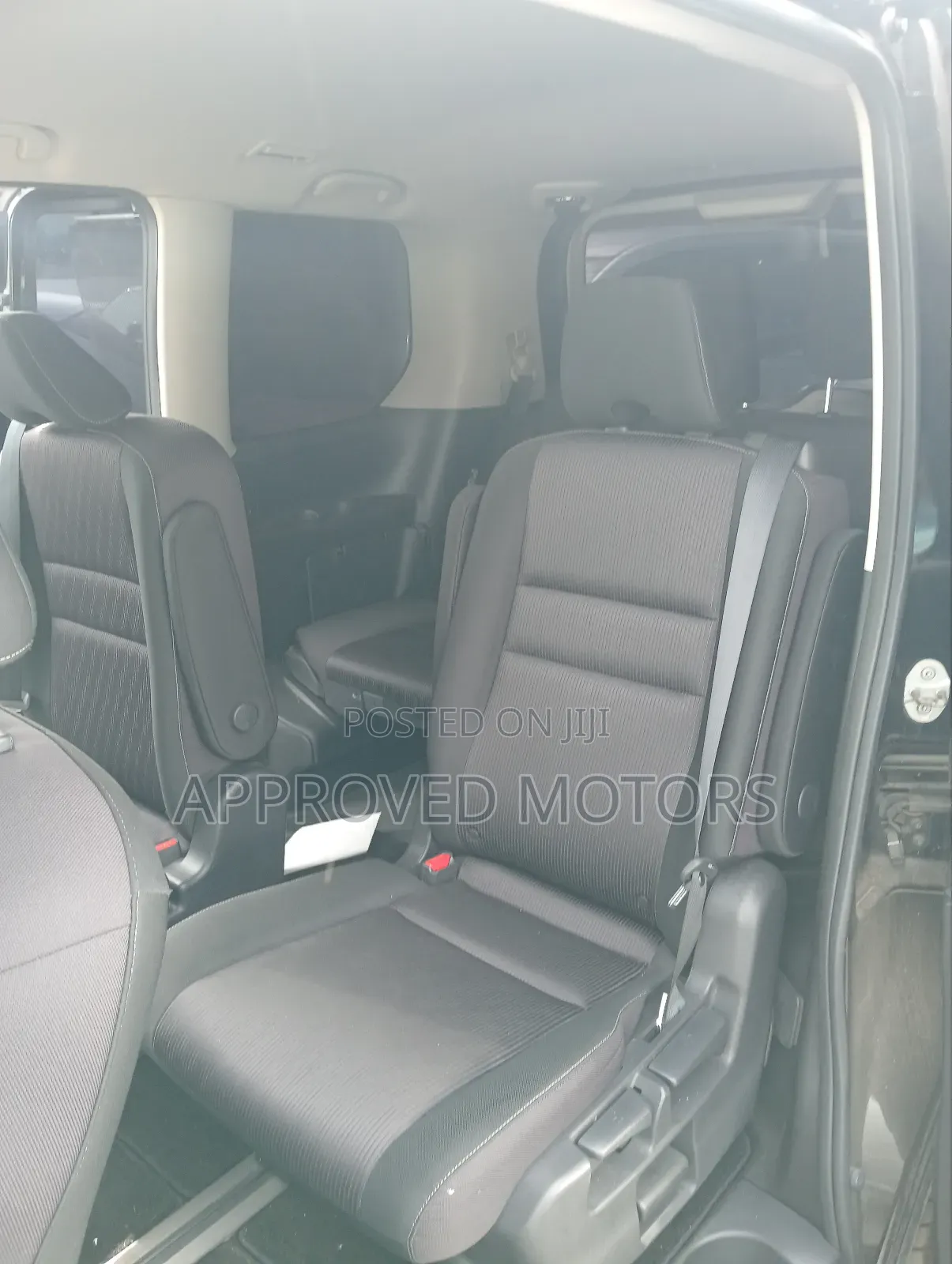 Nissan Serena 2018 Black
