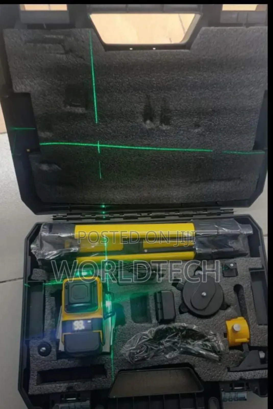 Dewalt Cordless Laser Level With Tripod Stand/Dewalt Laser Level