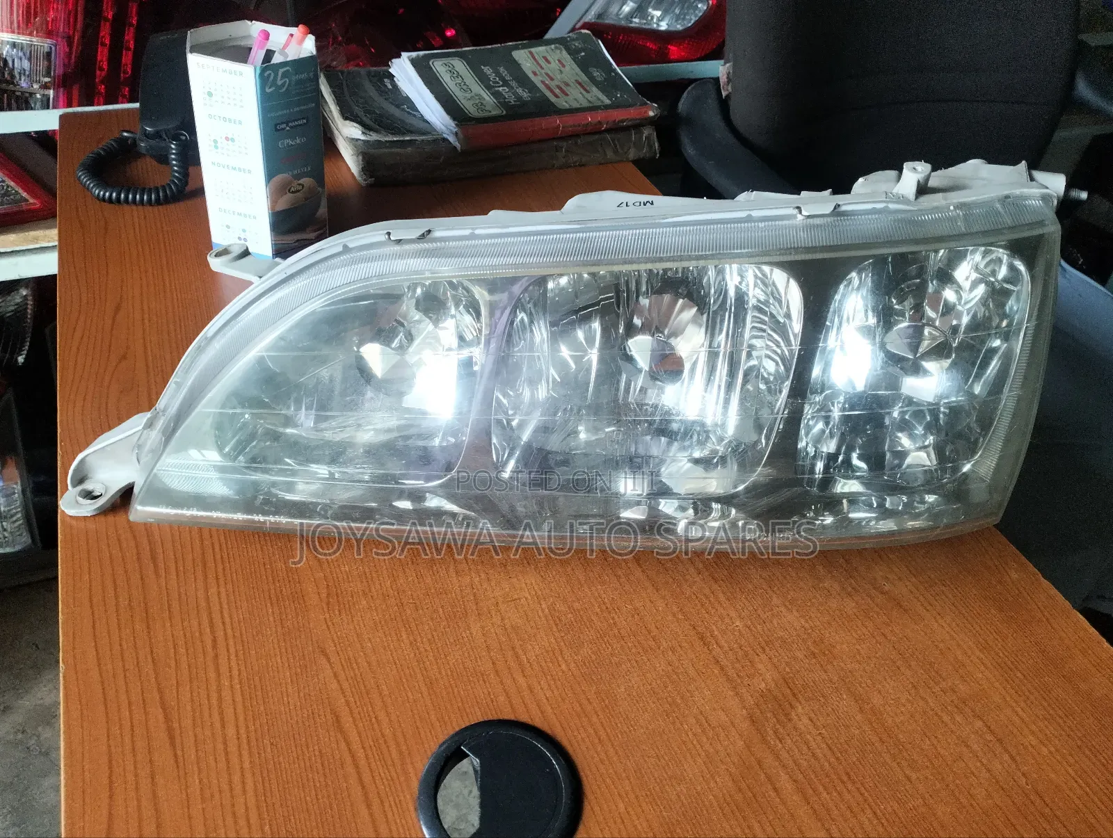 Toyota Gland Mark 11 (Gx 100) Xenon Headlight