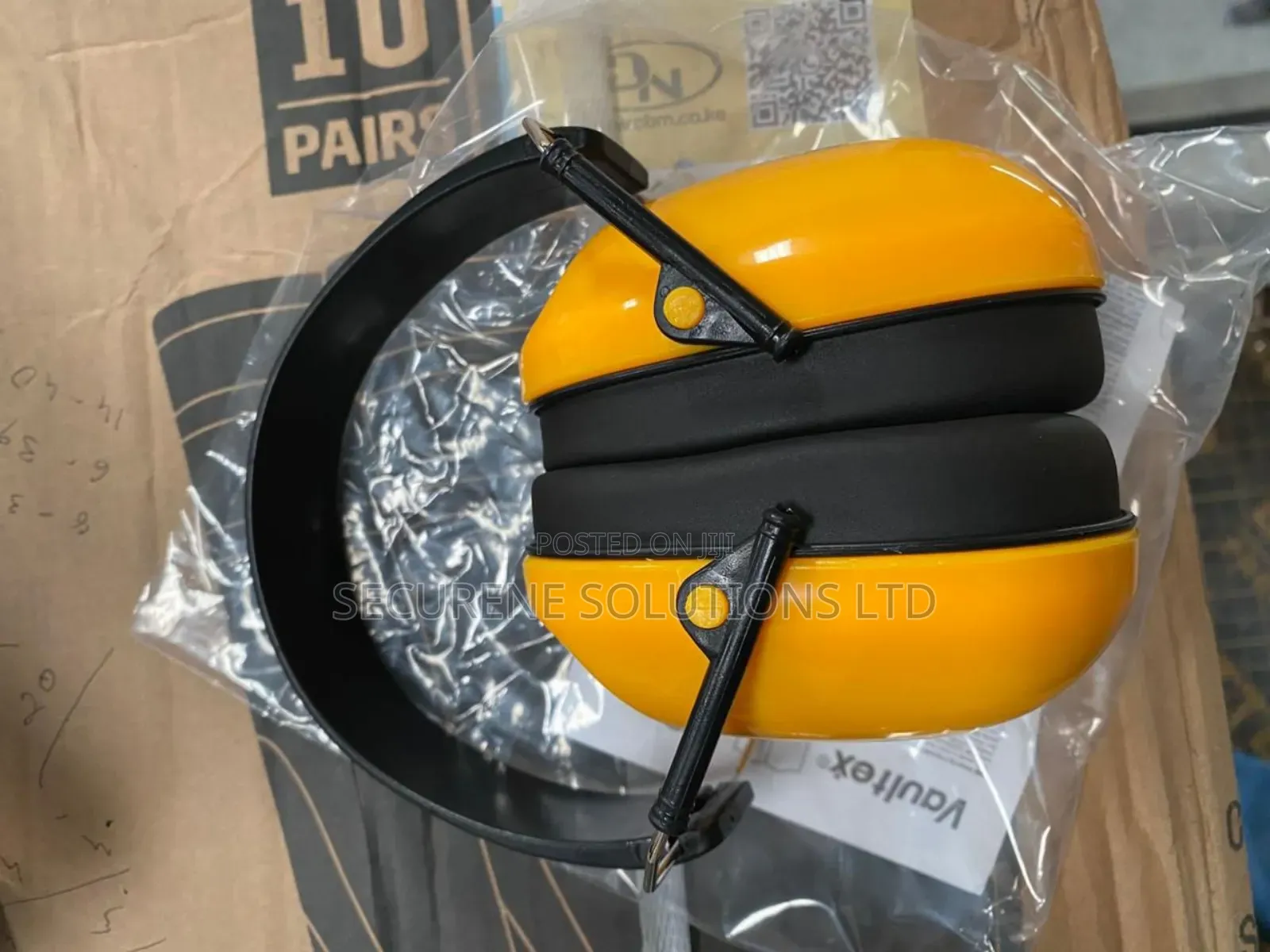Vaultex Pair Of Yellow Industrial Safety Earmuffs