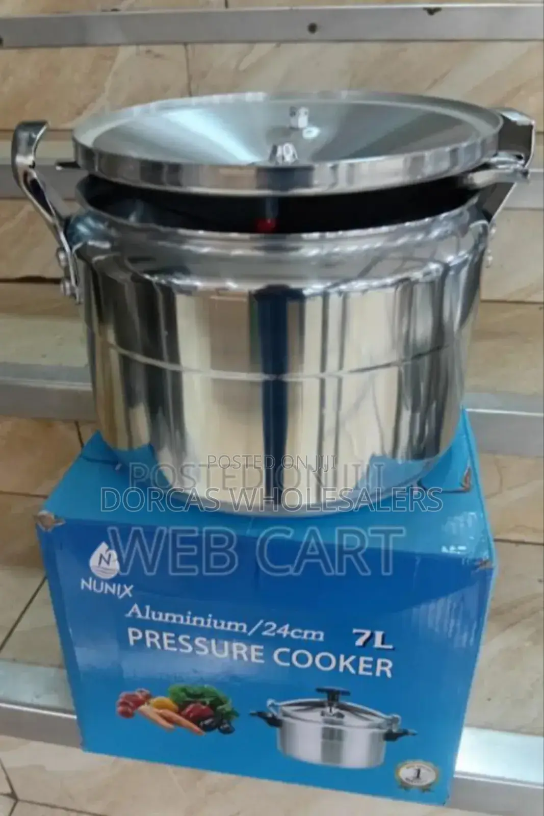 Colour Silver New 7litres Manual Pressure Cooker