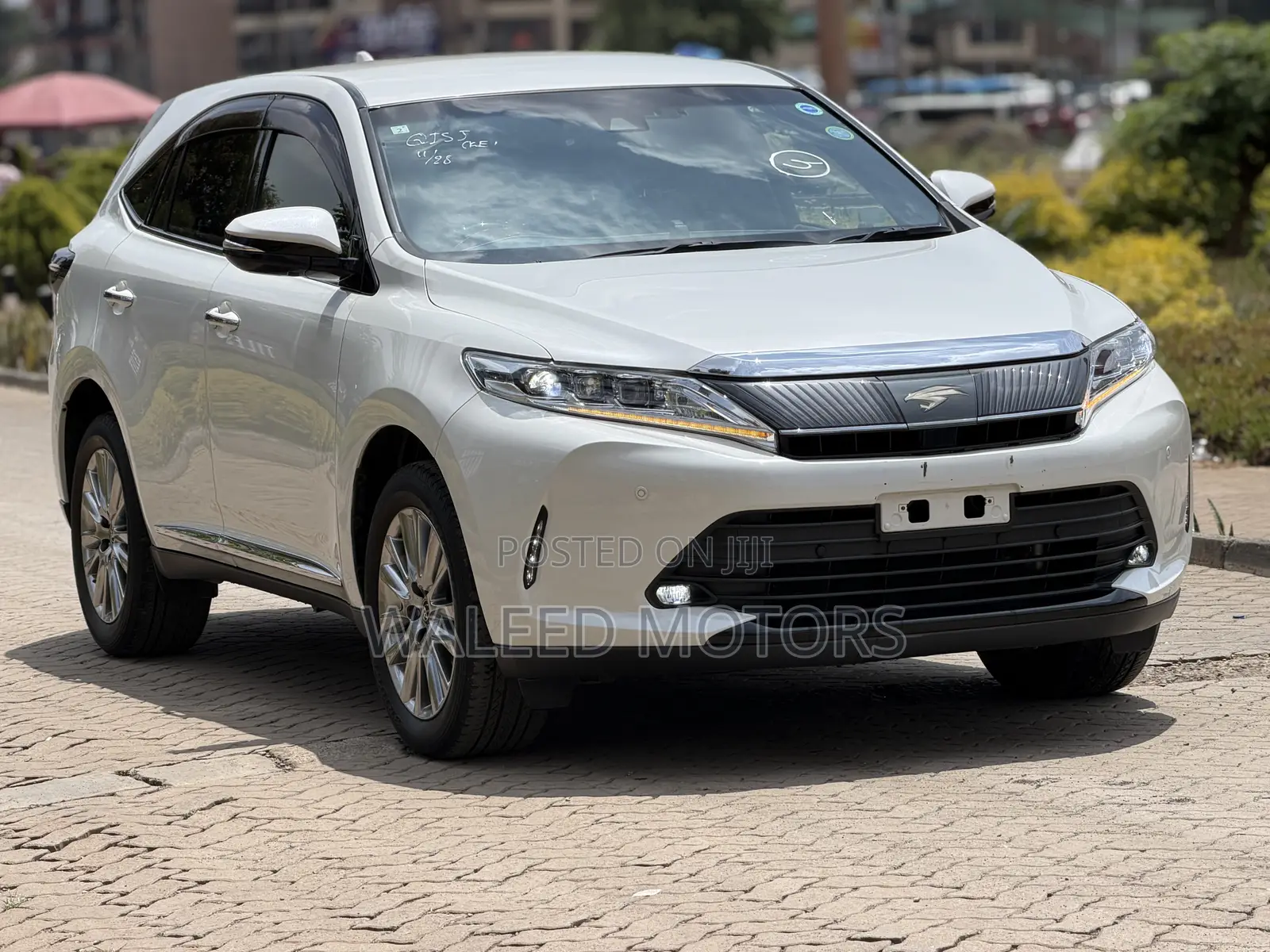 Toyota Harrier 2.0 2019 White