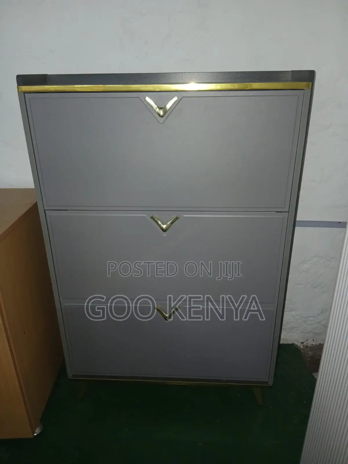 Home Shoe Cabinet; Elegant Wooden Flip-off Shoe Storage Cabinet